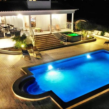 Sunset Villa By Laranjal Rentals Olhos de Αgua Εξωτερικό φωτογραφία