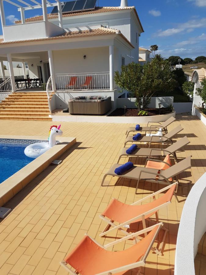 Sunset Villa By Laranjal Rentals Olhos de Αgua Εξωτερικό φωτογραφία