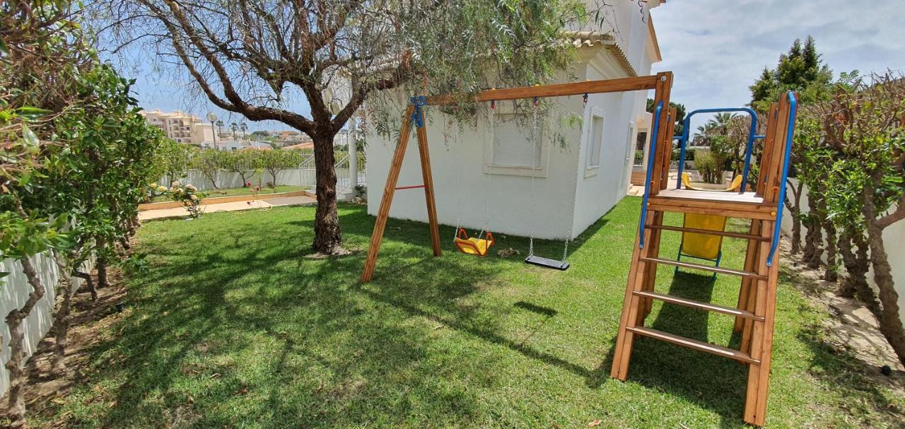 Sunset Villa By Laranjal Rentals Olhos de Αgua Εξωτερικό φωτογραφία