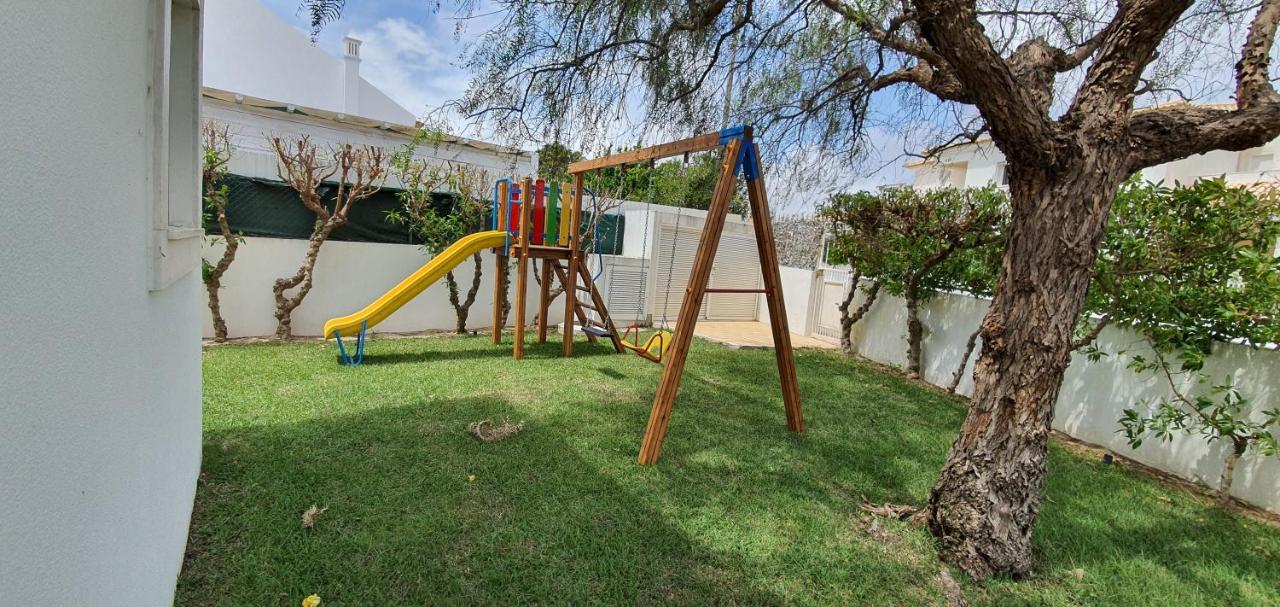 Sunset Villa By Laranjal Rentals Olhos de Αgua Εξωτερικό φωτογραφία