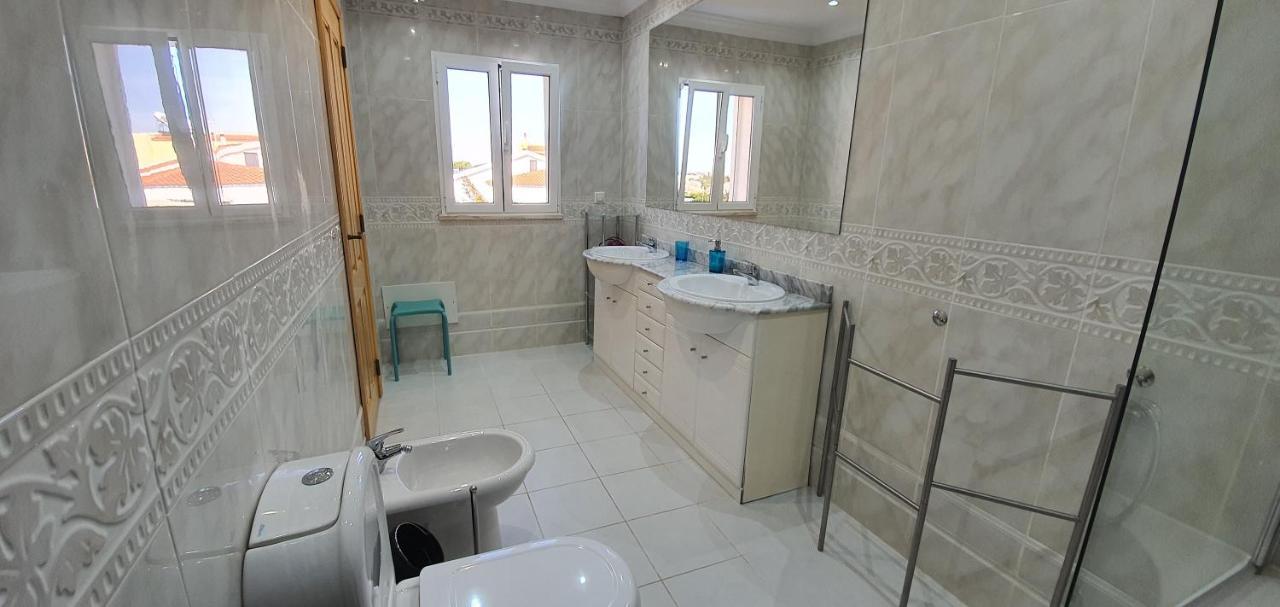 Sunset Villa By Laranjal Rentals Olhos de Αgua Εξωτερικό φωτογραφία