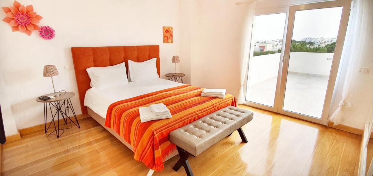 Sunset Villa By Laranjal Rentals Olhos de Αgua Εξωτερικό φωτογραφία