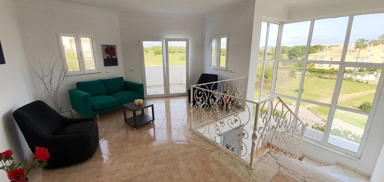 Sunset Villa By Laranjal Rentals Olhos de Αgua Εξωτερικό φωτογραφία